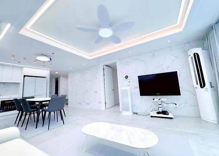 Renovated 2026 Coex Gangnam Royal Park Private 133m2 3br 2ba Seul