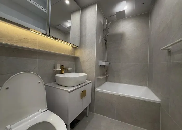 Daire Renovated 2026 Coex Gangnam Royal Park Private 133m2 3br 2ba Seul